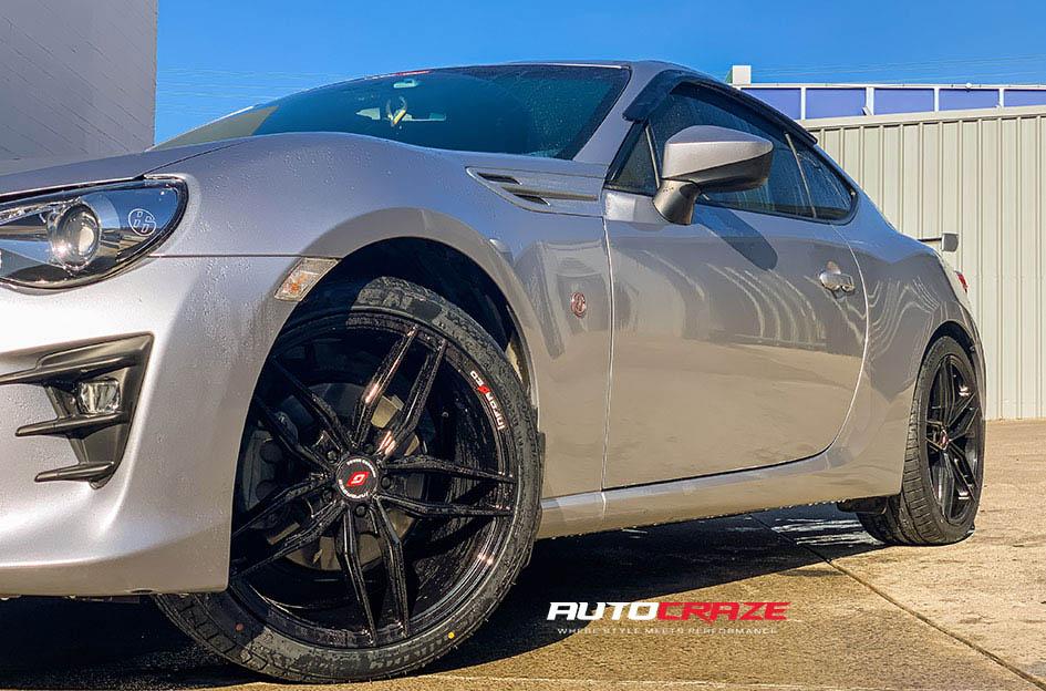 TOYOTA 86 IFG37 BLACK